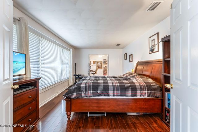 7307 MAPLE TREE Drive, Jacksonville, FL 32277