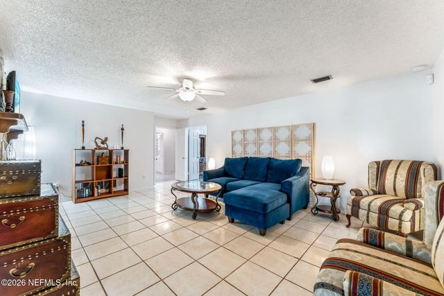 7307 MAPLE TREE Drive, Jacksonville, FL 32277