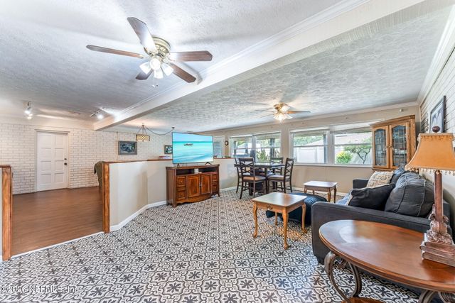 7307 MAPLE TREE Drive, Jacksonville, FL 32277