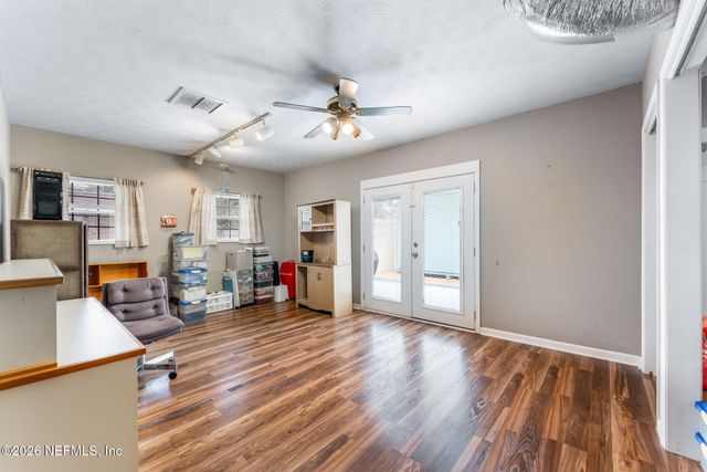 7307 MAPLE TREE Drive, Jacksonville, FL 32277