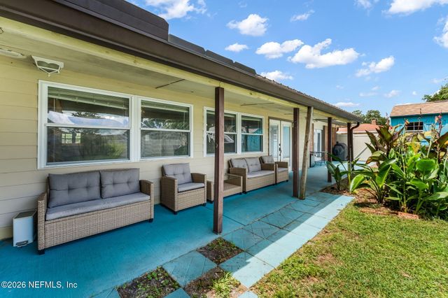 7307 MAPLE TREE Drive, Jacksonville, FL 32277