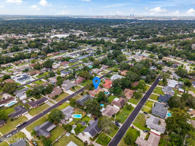 7307 MAPLE TREE Drive, Jacksonville, FL 32277
