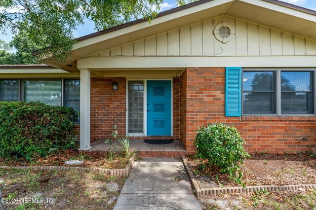 7307 MAPLE TREE Drive, Jacksonville, FL 32277