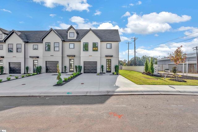 2 Taverly Drive, Greenville, SC 29605