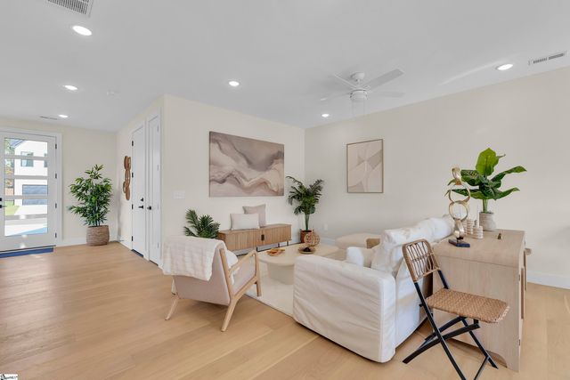 2 Taverly Drive, Greenville, SC 29605