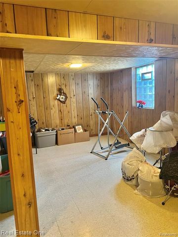 31773 Ivy Lane Lane 113, Warren, MI 48093