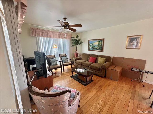 31773 Ivy Lane Lane 113, Warren, MI 48093