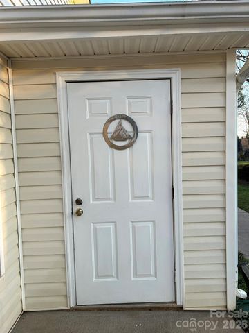 21153 Cold Spring Lane, Cornelius, NC 28031