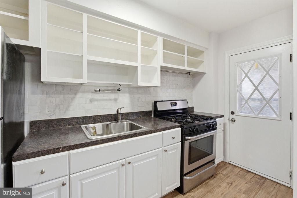 Image 10 of property listing at 6814 GOUGH ST, Baltimore, MD 21224