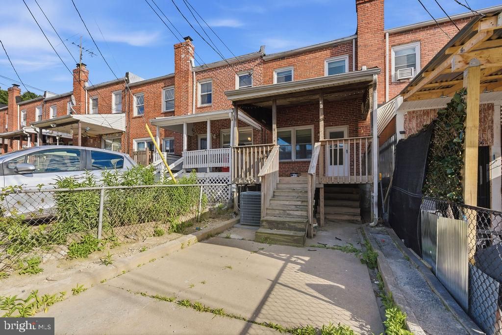 Image 26 of property listing at 6814 GOUGH ST, Baltimore, MD 21224