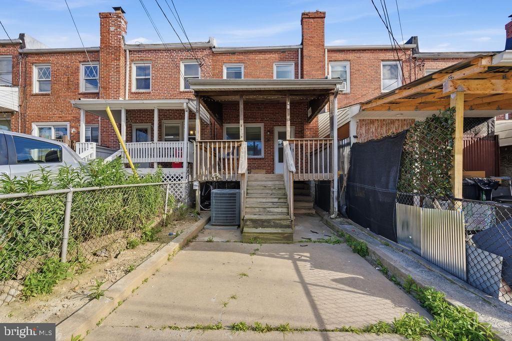 Image 28 of property listing at 6814 GOUGH ST, Baltimore, MD 21224