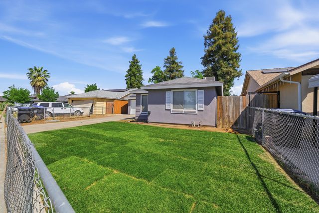 710 W Wren Drive, Visalia, CA 93291