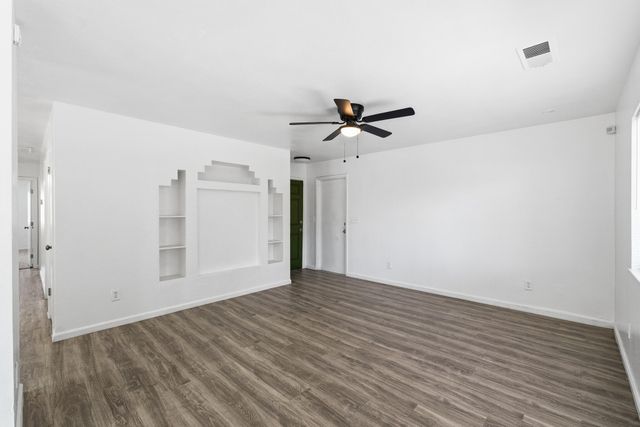 710 W Wren Drive, Visalia, CA 93291