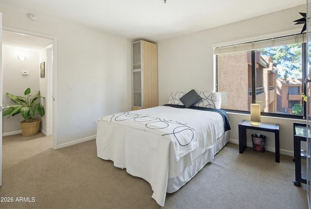 4704 E PARADISE VILLAGE Parkway N 303, Phoenix, AZ 85032