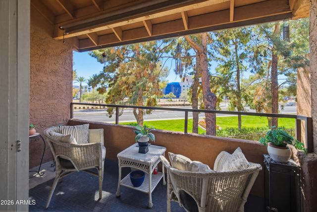 4704 E PARADISE VILLAGE Parkway N 303, Phoenix, AZ 85032