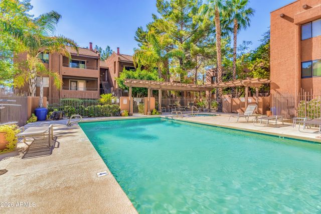 4704 E PARADISE VILLAGE Parkway N 303, Phoenix, AZ 85032