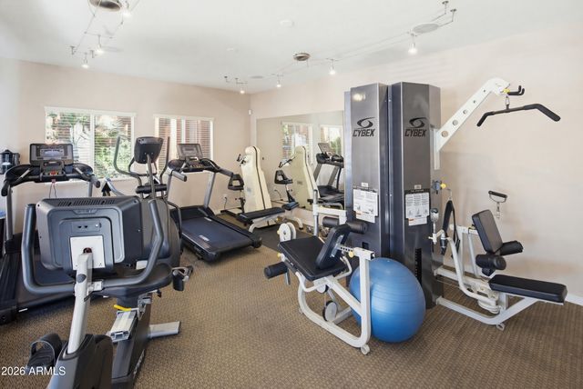 4704 E PARADISE VILLAGE Parkway N 303, Phoenix, AZ 85032