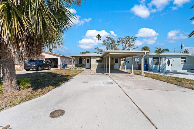 13313 2ND STREET E, Madeira Beach, FL 33708