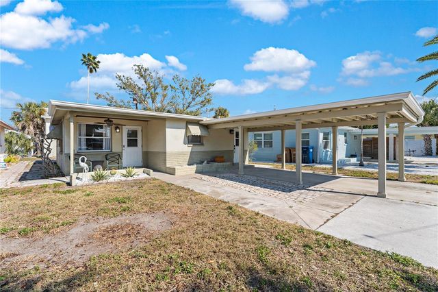 13313 2ND STREET E, Madeira Beach, FL 33708