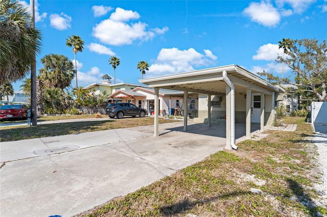 13313 2ND STREET E, Madeira Beach, FL 33708