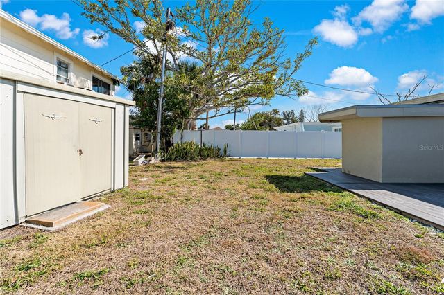 13313 2ND STREET E, Madeira Beach, FL 33708