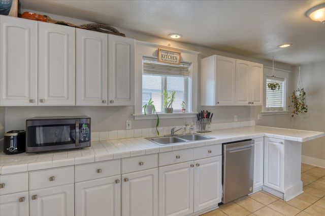 718 E Empire Ave, Spokane, WA 99207