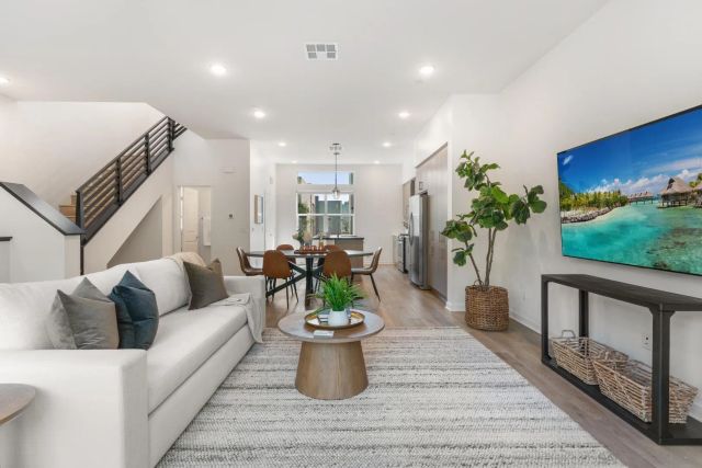 10422 Harlow Circle 50, San Diego, CA 92108