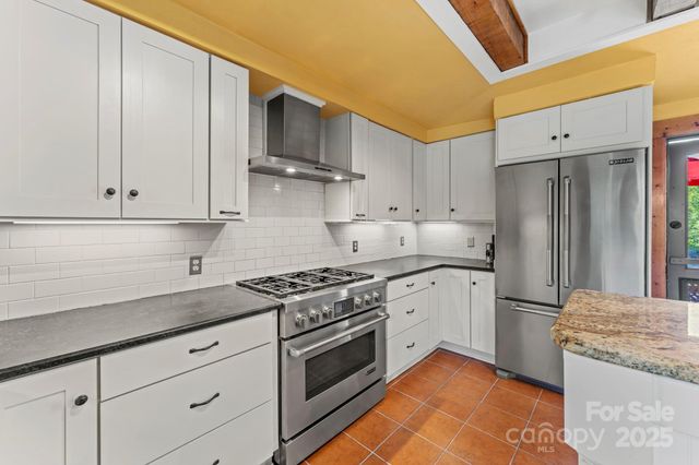 222 Stonehedge Lane, Tryon, NC 28782