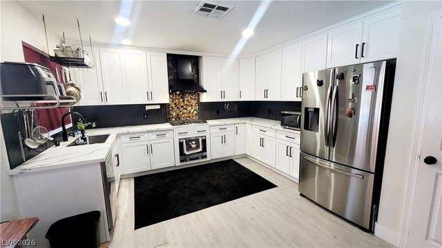 2513 Huber Heights Drive, Las Vegas, NV 89128