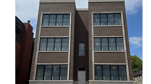 2644 N Lakewood Avenue 2N, Chicago, IL 60614