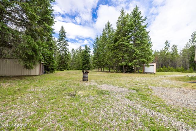 8924 E Black Bear RD, Athol, ID 83801