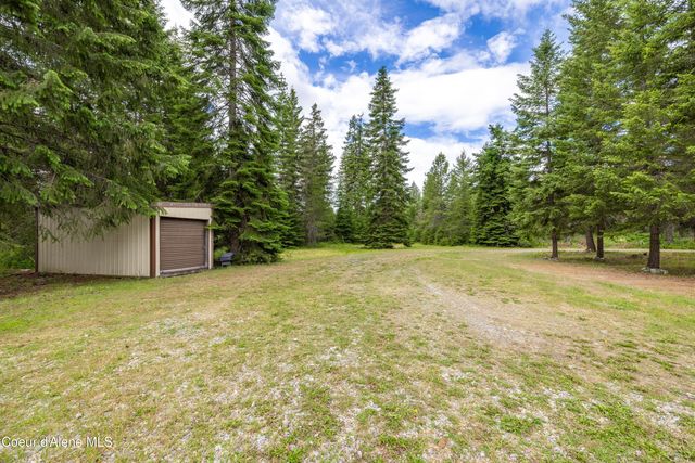 8924 E Black Bear RD, Athol, ID 83801