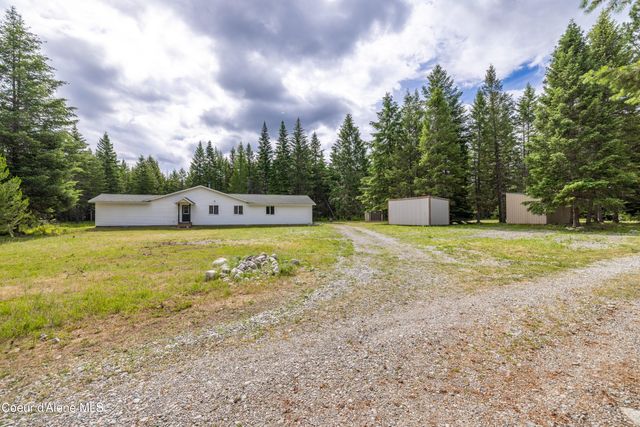 8924 E Black Bear RD, Athol, ID 83801