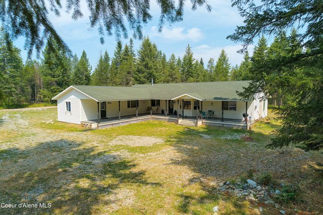 8924 E Black Bear RD, Athol, ID 83801