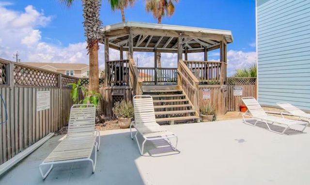 15010 Leeward Dr 203, Corpus Christi, TX 78418