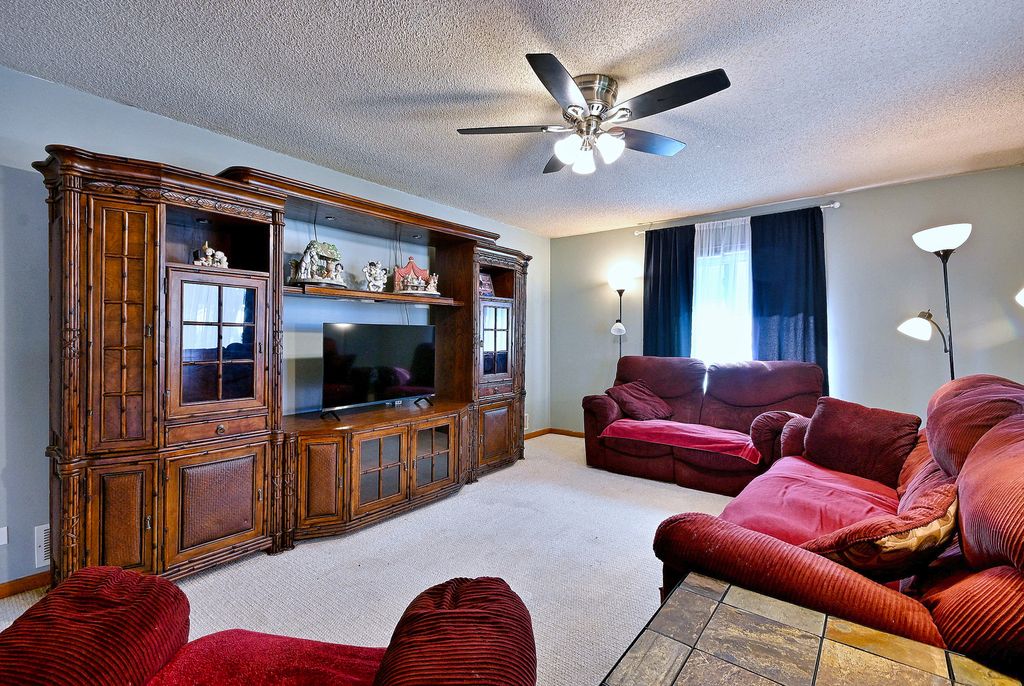 741 N Michigan Street, Elmhurst, IL 60126 — photo 5