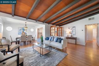 2356 Bermuda Ln, Hayward, CA 94545
