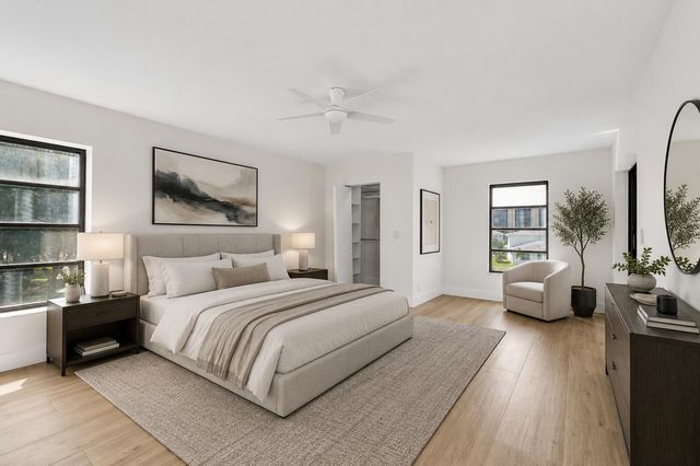 7290 Kinghurst Drive 301, Delray Beach, FL 33446