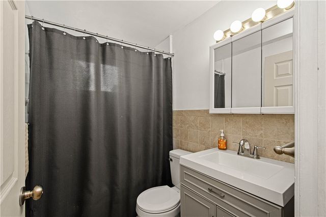 5185 Caste Drive, Whitehall, PA 15236