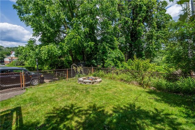 5185 Caste Drive, Whitehall, PA 15236