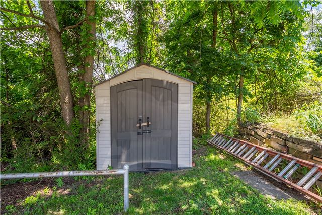5185 Caste Drive, Whitehall, PA 15236