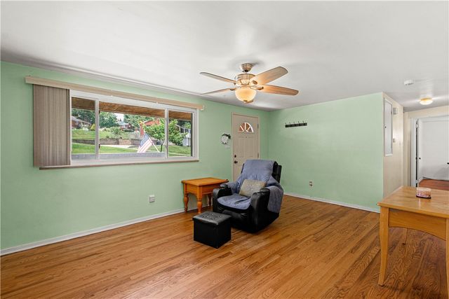 5185 Caste Drive, Whitehall, PA 15236