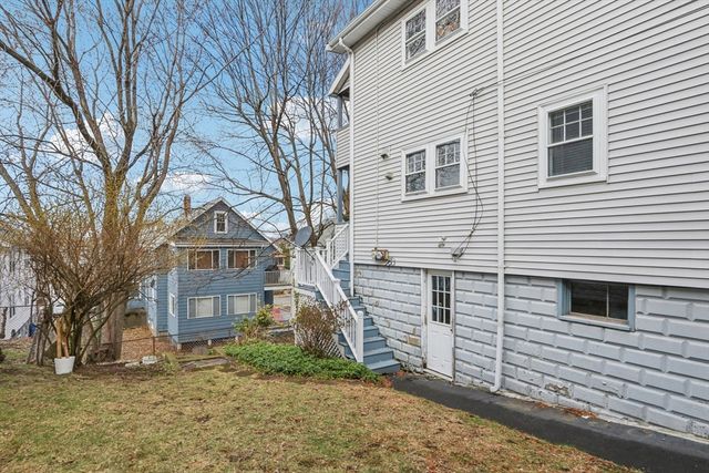 48 Gilbert Rd 48, Belmont, MA 02478