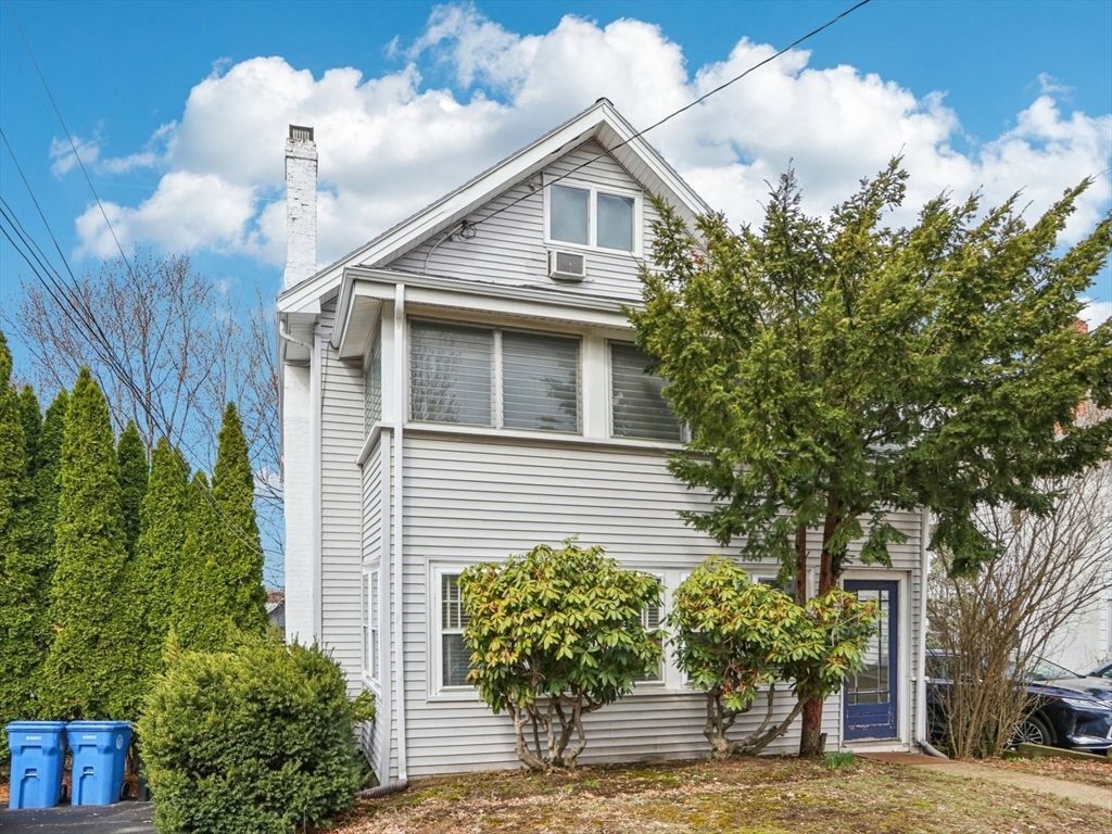 48 Gilbert Rd 48, Belmont, MA 02478