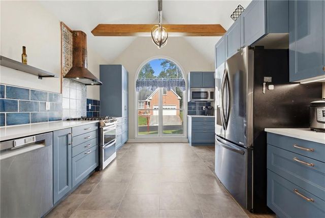 813 Ridgeland Trail, Clarkston, GA 30021