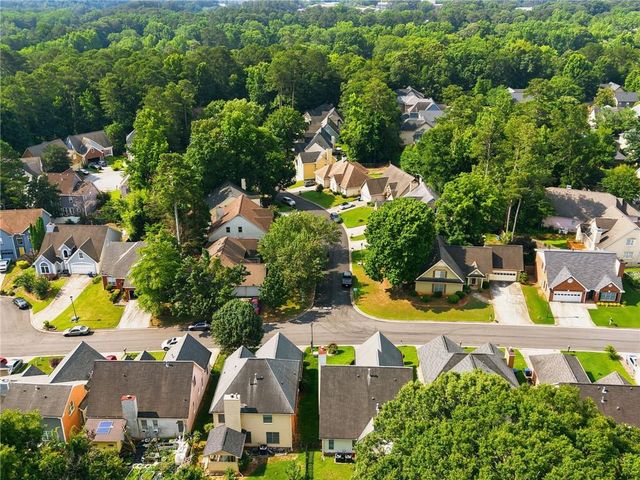 813 Ridgeland Trail, Clarkston, GA 30021