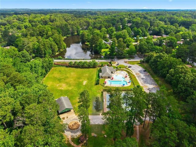 813 Ridgeland Trail, Clarkston, GA 30021