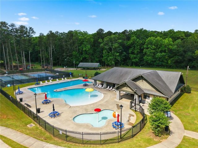 813 Ridgeland Trail, Clarkston, GA 30021
