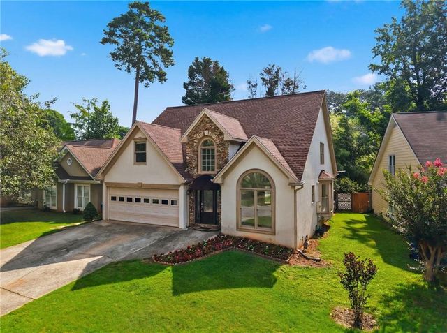 813 Ridgeland Trail, Clarkston, GA 30021