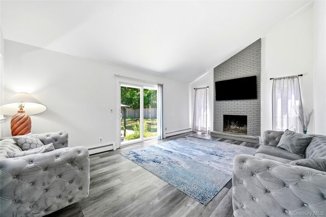 43 Margin Drive W, Shirley, NY 11967